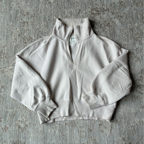Abercrombie & Fitch Tops - Abercrombie Quarter-Zip Pullover in Cream- Size M